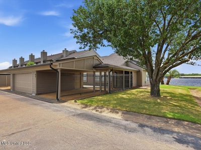 57 Breakers Ln