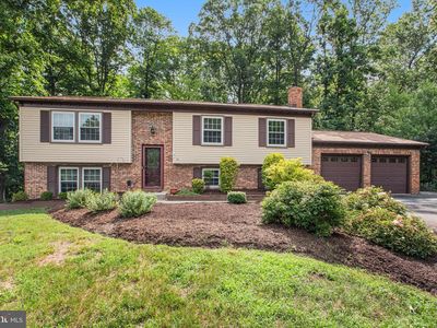 11 Pinecrest Ct