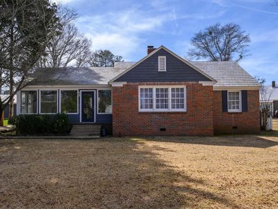 126 Meadow Ln