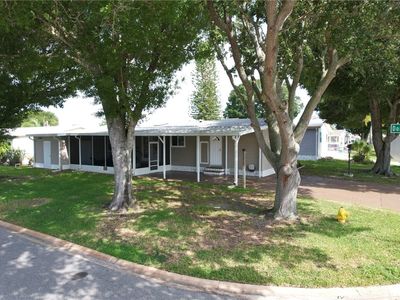 624 Dolphin Cir