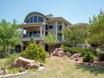 2950 Hidden Valley Dr