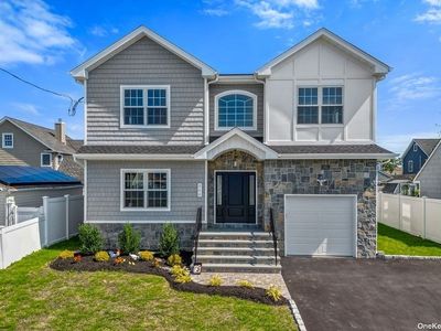 844 Washington Avenue