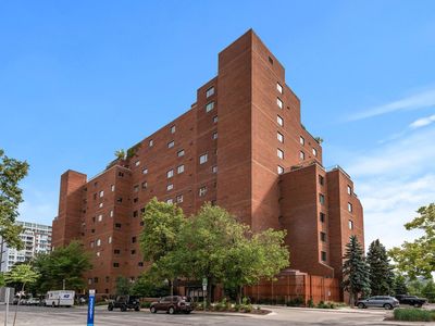 100 2nd St SE APT 406