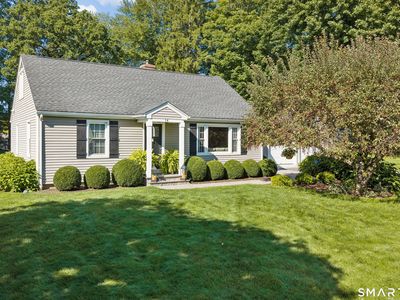 14 Redwood Drive