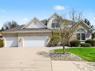 1598 Royal Crescent Dr