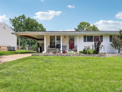 219 Arras Dr