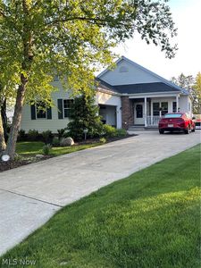 8471 Waterside Dr
