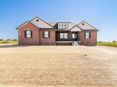 122 Woodford Dr
