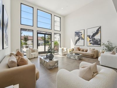 1850 El Camino Real UNIT 210