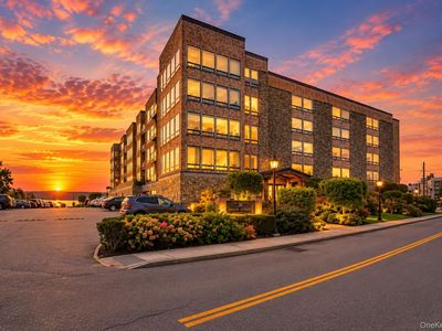 11 River Street #402
