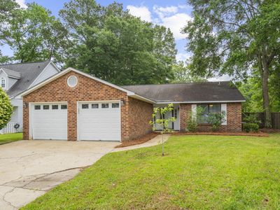 116 Lancelot Hall