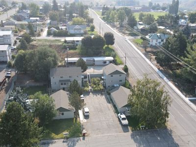 319 S Tonasket Avenue