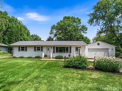6898 Maynard Rd