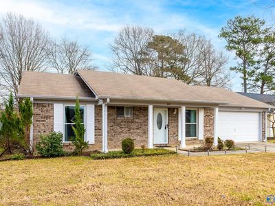 1807 E Brownstone Ct SW