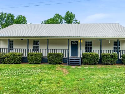 1211 Thornhill Rd