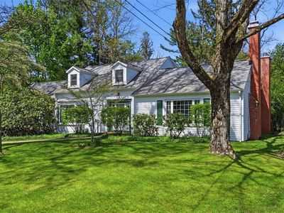383 Hamilton Ave