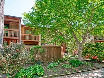 2013 Lakewinds Dr