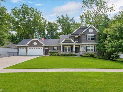 1045 N Quarry Rd