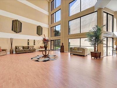 8592 W Sunrise Boulevard Unit 206