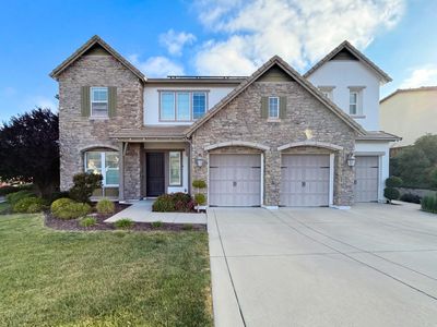 5601 Lakepointe Dr
