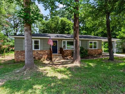 624 James I Harrison Jr Pkwy