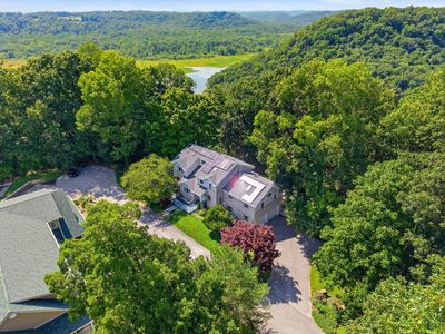 3934 Hickory Hill Dr