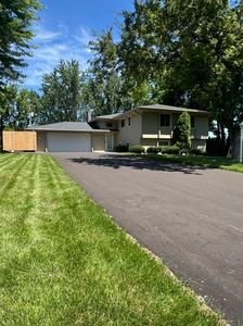 404 Highland Dr