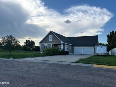 Property at 401 9th Ave SE, Stanley, ND