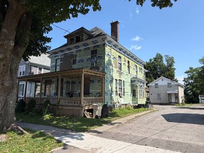414 & 414-1/2 N Prospect St