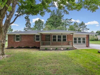 7060 W Crestwood Dr