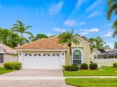 652 SW Andros Circle