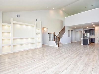5354 Rue Dela Croix Dr