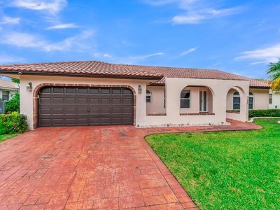 895 NW 110th Lane