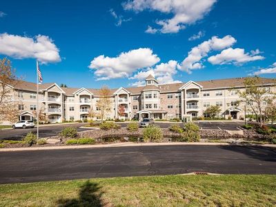 4042 Haines Rd UNIT 301