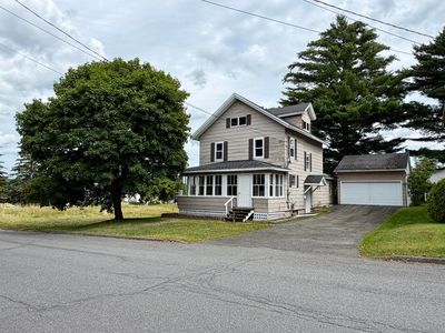 128 Fraser Avenue