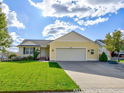 855 Green Meadows Dr