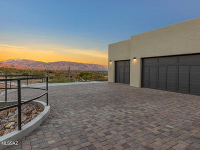 5555 N Sabino Highlands Pl