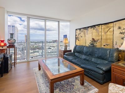 888 Kapiolani Blvd #2207