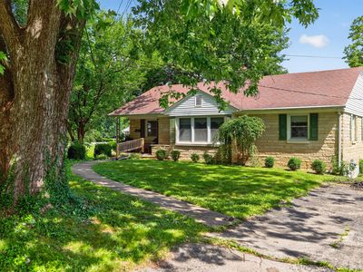 805 Sunset Dr