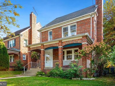 1348 Underwood St NW