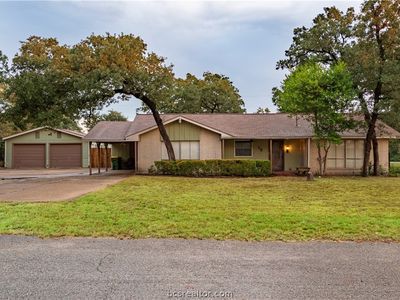 195 Gloccomora Ln