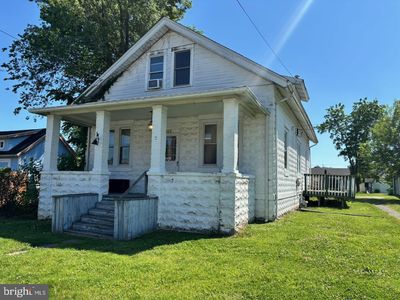 225 Centre St