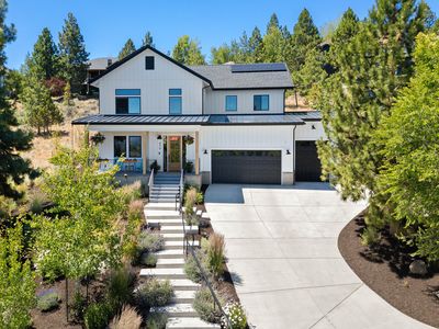 670 NW Powell Butte Loop