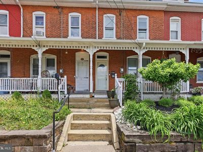 42 W Hamlin Ave