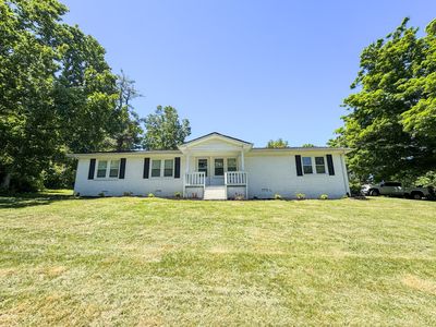 228 Howell Rd