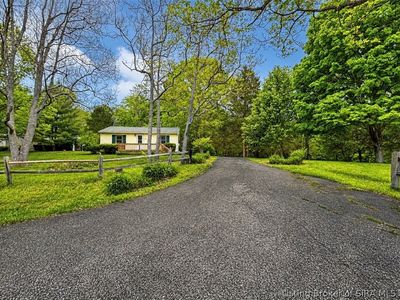 3751 N Shell Lane
