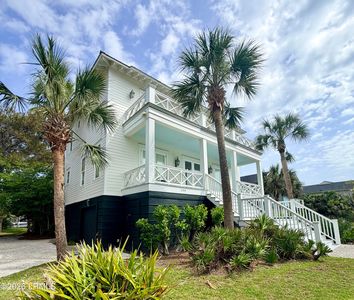 455 Tarpon Boulevard