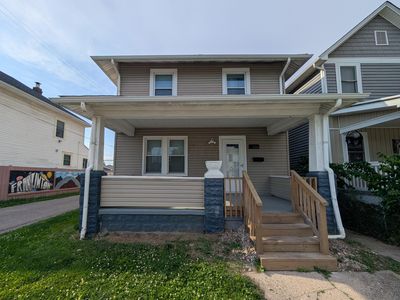 884 Bellows Ave