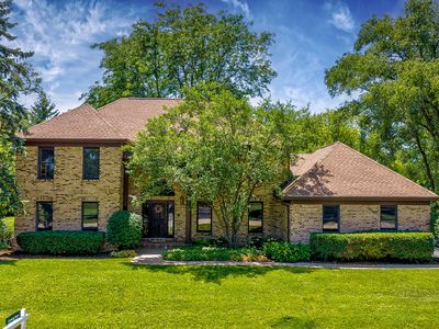14 James Dr