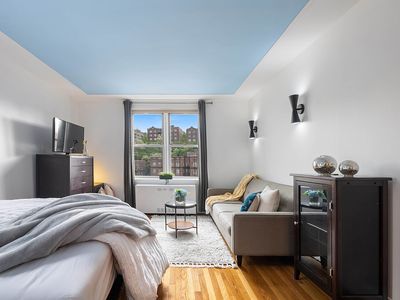 Property at 153 Bennett Ave APT 6-H, Manhattan, NY